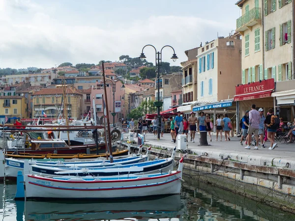 Fransa Nın Güzel Cassis Köyü Eski Limandaki Renkli Tarihi Cepheleriyle — Stok fotoğraf