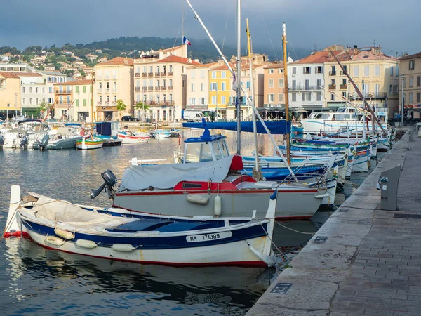 Fransa Nın Güzel Küçük Şehri Ciotat Eski Limanda Bulunan Renkli — Stok fotoğraf