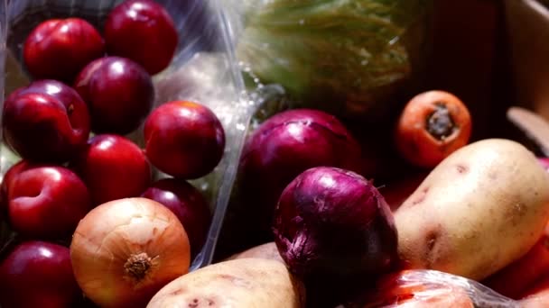 Box Fresh Vegetables Fruit Medium Dolly Zoom Shot Selective Focus — Video Stock