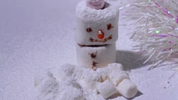 Marshmallow Schneemann Zucker Schnee Schneesturm Mittlerer Zoom Schuss Zeitlupe Selektiver — Stockvideo