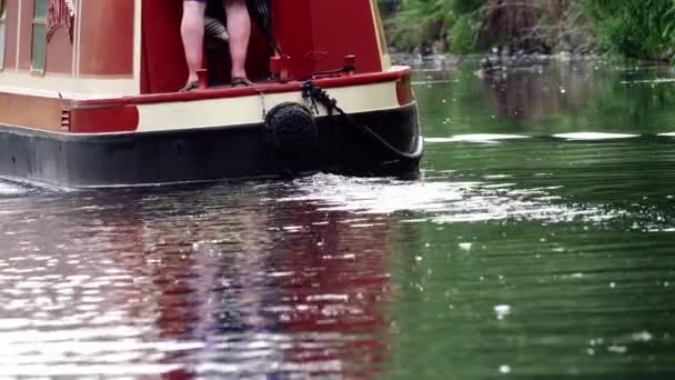 Barge Sur Voie Navigable Canal Angleterre Jour Été Moyen Tir — Video