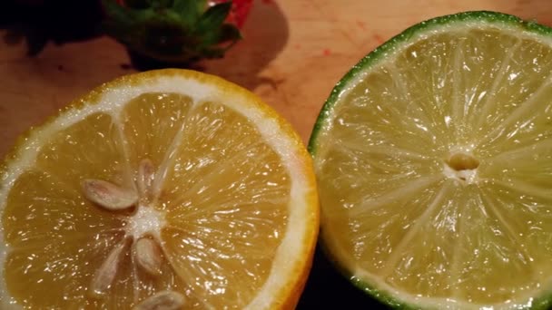 Лимон Лимони Нарізані Ряд Макро Лялька Дроби Вибірковий Фокус — стокове відео