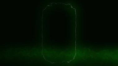 Yıldırım çarpması etkisi ve siyah arkaplan animasyonunda ürkütücü yeşil duman sınırı