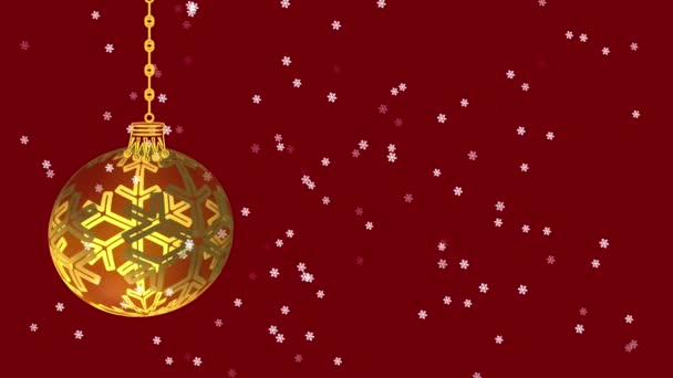 雪の結晶が落下アニメーション3Dと赤の背景に黄金のクリスマスの泡の装飾 — ストック動画