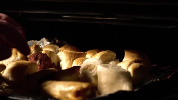 Baking Party Food Oven Medium Slow Motion Zoom Out Shot — Video