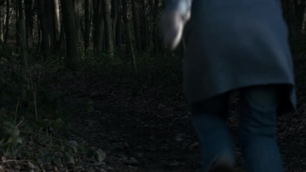 Frightened Woman Running Dark Woodland Wide Shot Close Slow Motion — Video