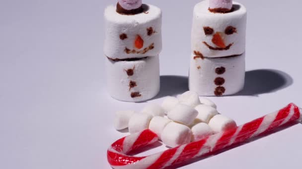 Marshmallow Snowman Snowballs Candy Cane Medium Dolly Shot Selective Focus — Wideo stockowe