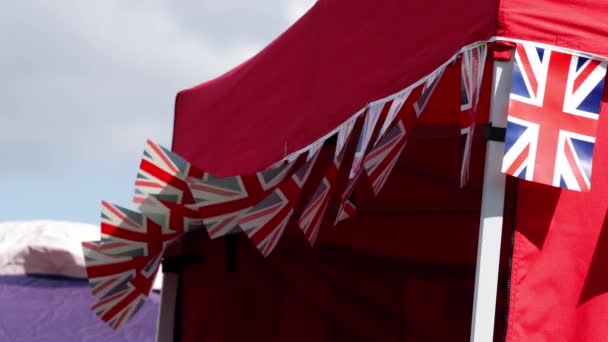Бантинг Юнион Джекс Британский Флаг Королевского Празднования Уличной Вечеринки Средний — стоковое видео