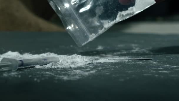 Viciado Drogas Preparando Linhas Heroína Para Injeção Close Câmera Lenta — Vídeo de Stock