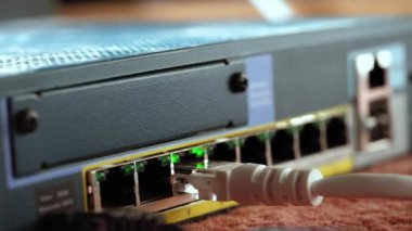 Ethernet ağ bağlantı portundaki port ışığı seçici odaklamayı kapat