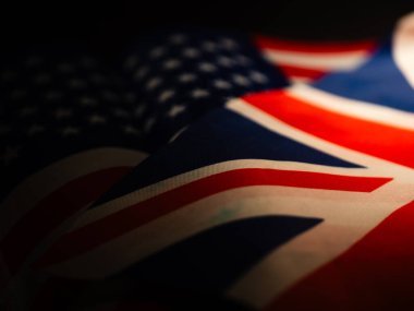 Union Jack İngiliz Bayrağı ve Amerikan bayrağı yakın çekim seçici odak noktası