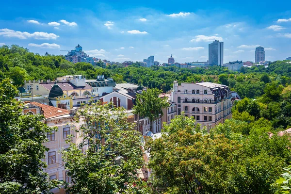 Starokyivska dağı Kyiv Podil Detynets. Yüksek kalite fotoğraf