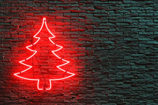 Ilustrace Vánoční Stromeček Dekorace Visící Černé Cihlové Zdi Zářící Červeným — Stock fotografie