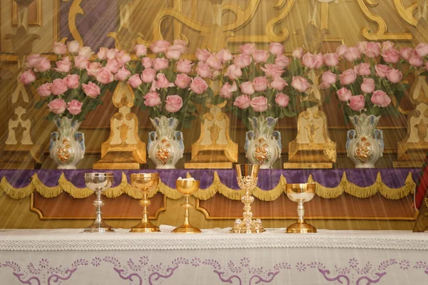 Chalice Ambula Altar Moment Holy Mass Consecration Bread Wine Body — Stock Photo, Image