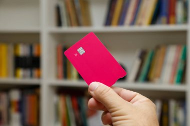 Bağlantısız logo kredisi ve banka kartı - elektronik ödeme kavramı