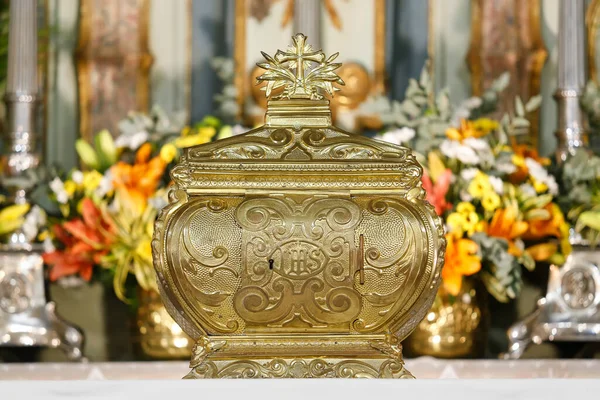 Tabernáculo Altar Durante Vigilia Eucarística Iglesia Católica Hora Santa Eucarística —  Fotos de Stock