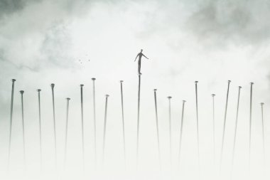 İnsan zorlu ve riskli yolda yürür.