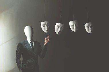 Yüzü olmayan bir işadamının doğru maskeyi seçmesi, gerçeküstü kimlik konsepti