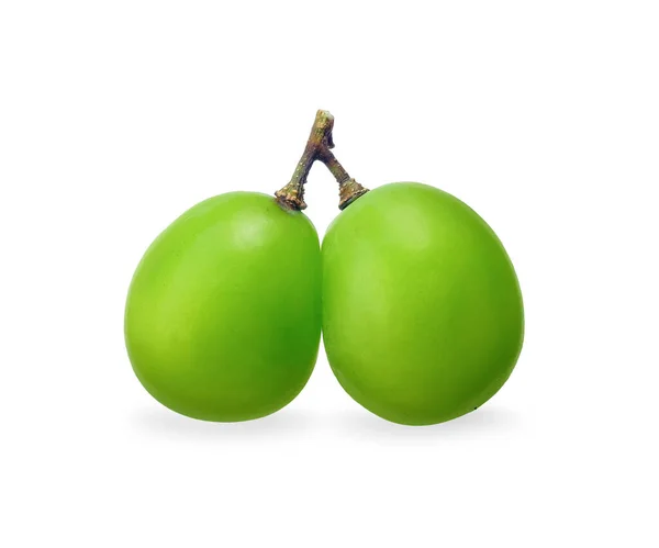 Grüne Trauben Isoliert Auf Weißem Hintergrund Traubenschneidepfad — Stockfoto