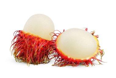 Rambutan meyvesi beyaz arka planda izole edilmiş. rambutan kırpma yolu