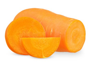 Beyaz arka planda izole edilmiş havuç dilimi. Havuç kesme yolu