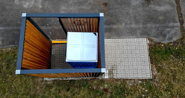 Closing Cage Placing Chemical Toilets Unsightly Plastic Boxes Metal House — ストック写真