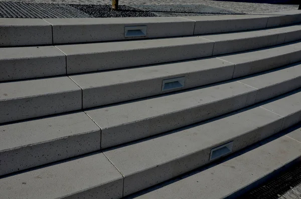 Escalera Piedra Blanca Arco Con Retroiluminación Las Superficies Individuales Escalera —  Fotos de Stock