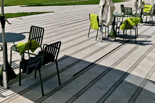 Work Meeting Terrace Cafe Sidewalk Administrative Zone Black Mesh Chairs — Fotografia de Stock