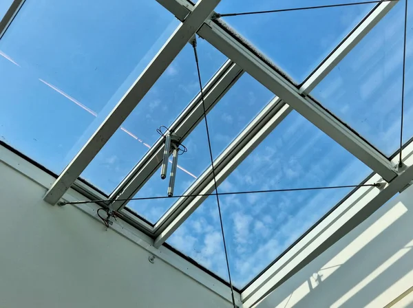 Shading Glazed Ceiling Atrium Building Blinds Skylight Protect Interior Overheating — Stock Photo, Image