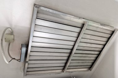 Servo sürücüsü sadece top kapakçıklarıyla uyumlu. Özellikler top vanasını hareket ettirirken aynı zamanda geri dönüş yayını işletim konumuna, otomatik havalandırma şebekesine gerer