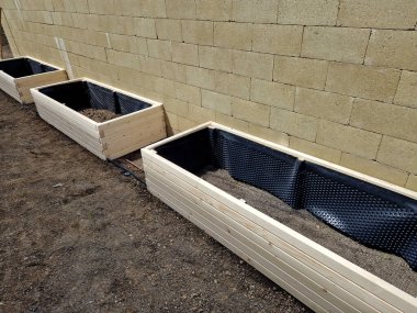 Damla sulama metodu, ayrıca damla damla ve yeraltı sulama olarak da adlandırılır, isminin anlamı şudur, Düşür, su bitkilerin aktif kök bölgesine dağıtılır. Su kaynağı verimli