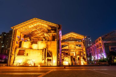 Endüstriyel Park Gece Manzarası, Fabrika Binaları ve Endüstriyel Malzemeler