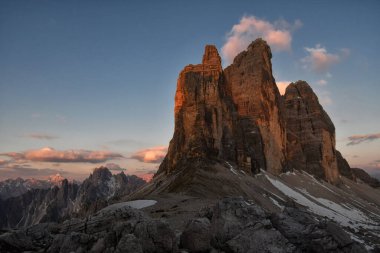 Tre Cime di Lavaredo 'da gün doğumu