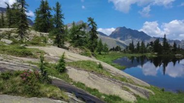 Scario 'dan Infreschi' ye ve Massetta 'nın Cilento, İtalya' daki güzel deniz koruma alanı..