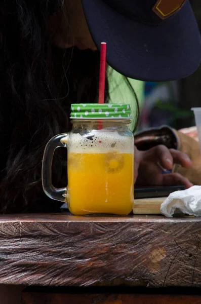 Natural Jugi Jar Woman Drinking Juice Served Jar Recycle — ストック写真