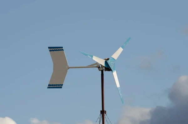 Windmolen Windgenerator Schone Natuurlijke Energie — Stockfoto
