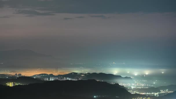 Misty Village Hazy Dreamy Night Scene Mountain City Jiufen Dusk — Stock video