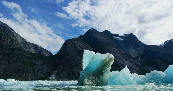 Observez Les Floes Glace Les Icebergs Sur Rivière Dans Petit — Photo