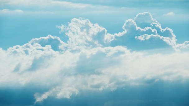 Голубое Небо Непредсказуемые Белые Облака Удивительная Природа Dynamic Sky Ever — стоковое видео