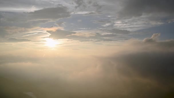Sole Volte Oscurato Una Nuvola Dinamica Volte Visibile Paesaggio Lungo — Video Stock