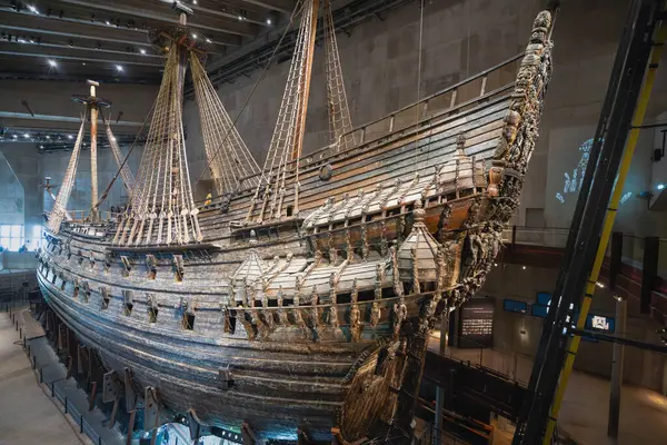 Stockholm, İsveç - 9 Mayıs 2024: Vasa Gemisi% 98 'in üzerinde orjinallik sergiliyor.