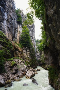 Aareschlucht Gorge, İsviçre - 30 Temmuz 2022, Aareschlucht Boğazı Aare Buzulu tarafından binlerce yıl oluşturuldu..