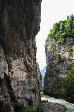 Aareschlucht Gorge, İsviçre - 30 Temmuz 2022, Aareschlucht Boğazı Aare Buzulu tarafından binlerce yıl oluşturuldu..