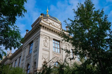 Prag, Çek Cumhuriyeti - 26 Eylül 2023 - Prag şehrinde dolaşın ve mimariye hayran olun.