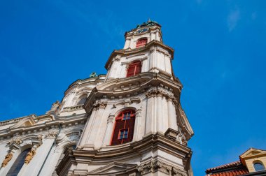 Prag, Çek Cumhuriyeti - 26 Eylül 2023 - Charles Köprüsü manzarası ve Prag 'ın Eski Kenti.