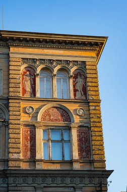 Prag, Çek Cumhuriyeti - 28 Eylül 2023 - Prag şehrinde ve çevre caddelerde yürüyüş.