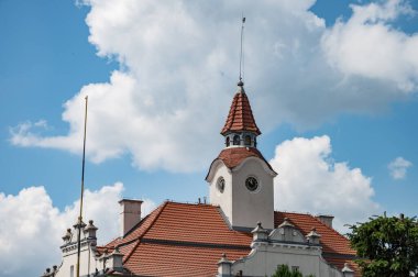 Dzialdowo, Polonya 24 Haziran 2024, şehirde bir yürüyüş 