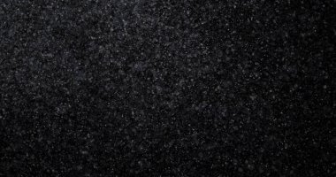 Siyah zemin üzerinde doğal beyaz kar yağışı 3D görüntüleme