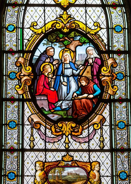 Belleme Orne Franciaország Március 2022 Festett Üvegablakok Templom Szentje Sauveur — Stock Fotó