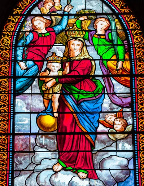 Belleme Orne France 2022年3月28日 ステンドグラスの窓の教会の聖人ザウバー — ストック写真